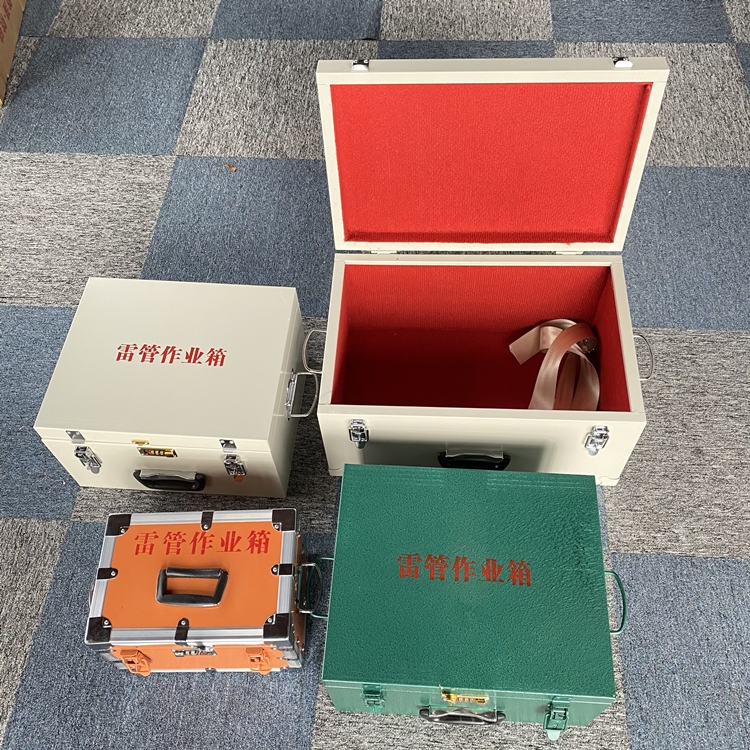 会泽爆破工程作业箱如何选择？玻璃钢与传统材质的全面对比